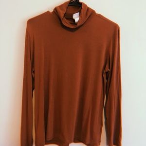 H&M Mauve Turtleneck